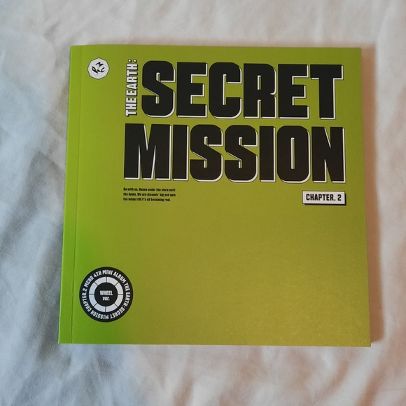 MCND - The Earth: Secret Mission Chapter 2 - 4th Mini Album - Picture 11 of 12